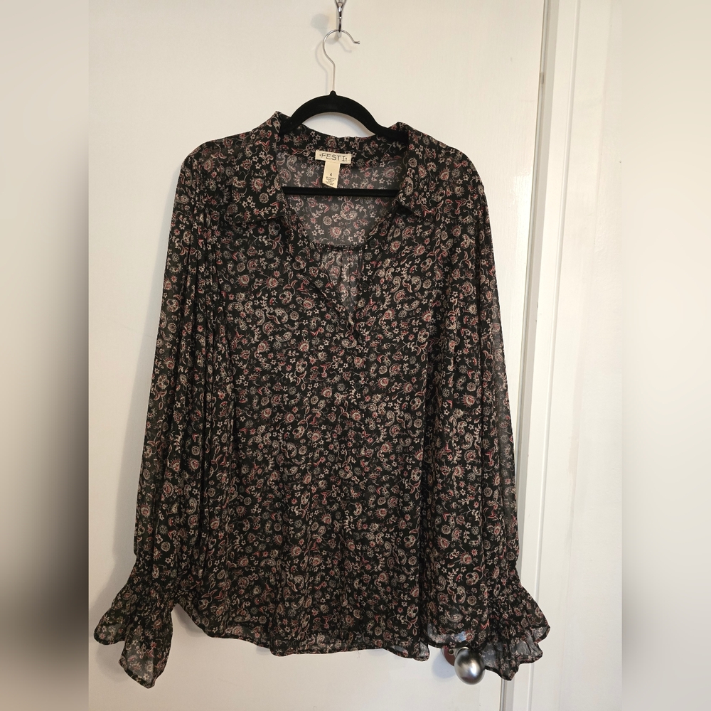 Black Paisley Long-Sleeve V-Neck Blouse 4x